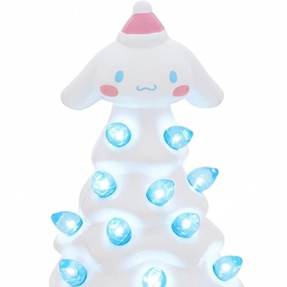 NWT  Ukonic Sanrio Cinnamoroll 6-Inch Ceramic Christmas Tree Plug-in Nightlight - Picture 2 of 10